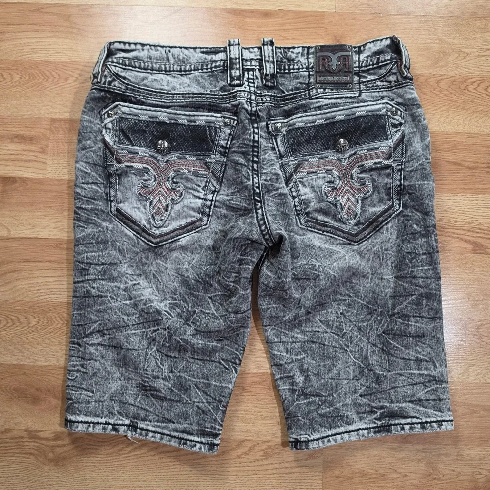 Rock Revival Kliner Shorts Mens 40 TJ2468H205 Acid Wash Grey Denim Fleur-De-Lis